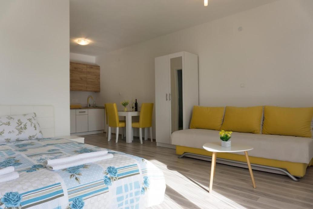 Apartmani Ivkovic+ Trebinje Exterior photo